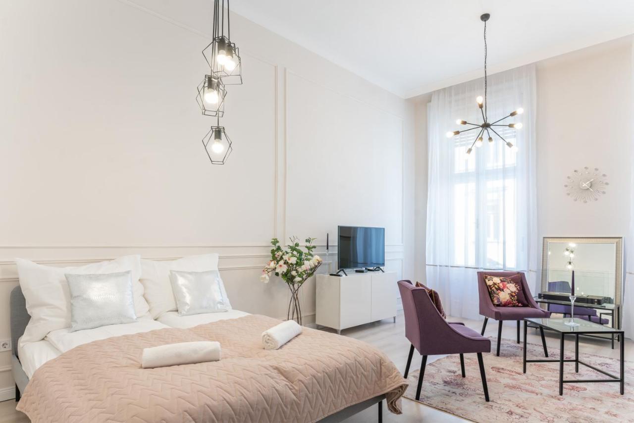 Milano Design Apartment City Center With Ac Budapeşte Dış mekan fotoğraf