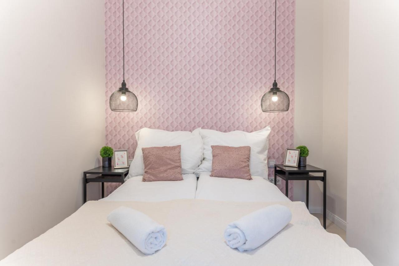 Milano Design Apartment City Center With Ac Budapeşte Dış mekan fotoğraf